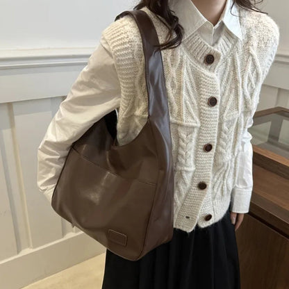 Vintage Hobo Bag for Women ⎜ Spacious Shoulder Bag Made From Pu Leather