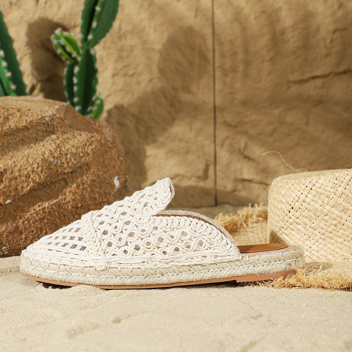 Women's Semi - Slip - on Shoes with Closed Toe ⎜ Airy Design and Comfortable Fit for Summer and Leisure