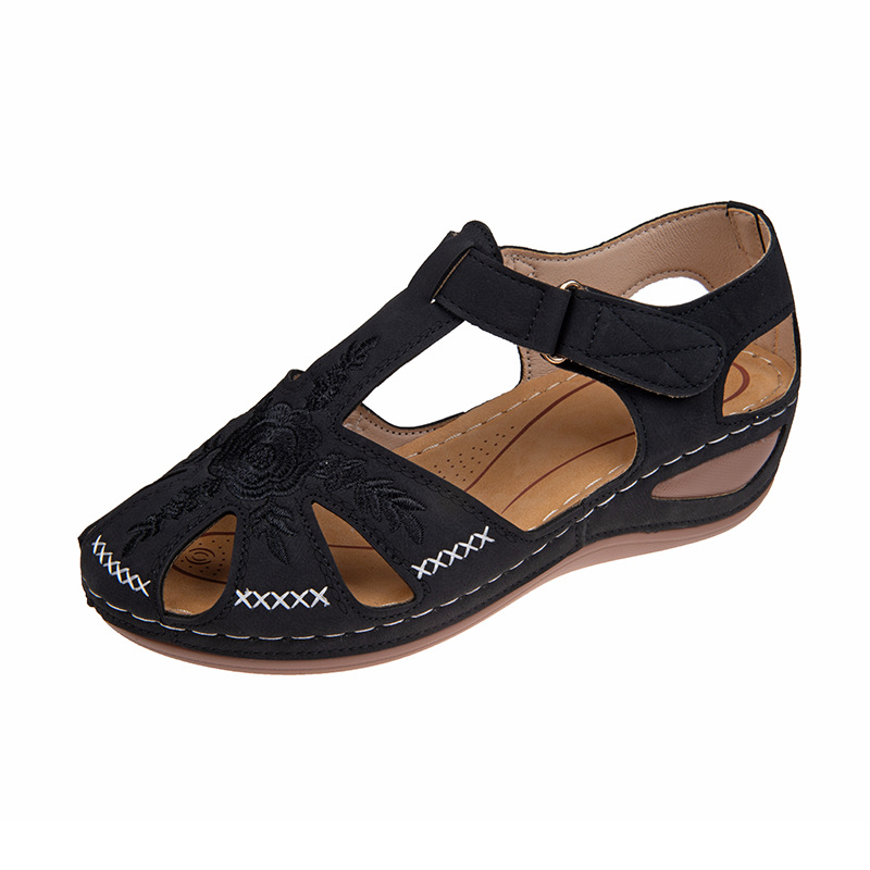 Women's Casual Sandals ⎜ Non - Slip with Soft , Lightweight Sole and Retro Design for Everyday Wear & Leisure