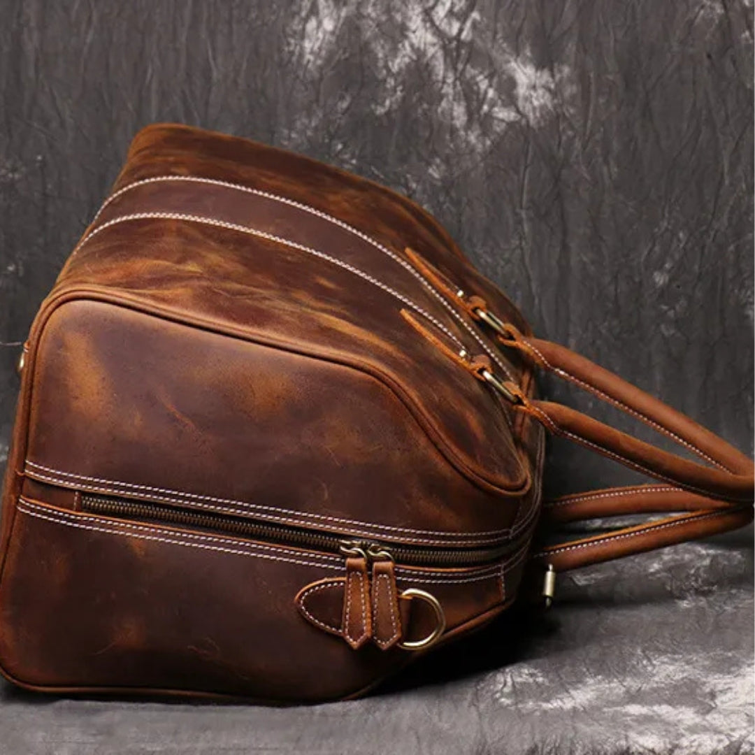 Travel Bag for Men ⎜ Robust Leather Bag with Shoulder Strap and Large Capacity