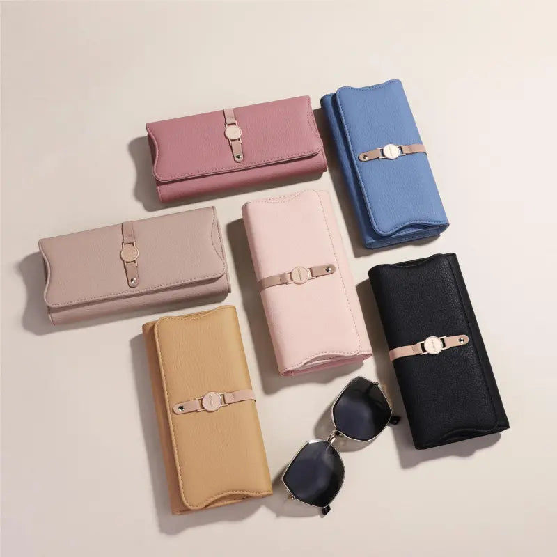 Women's Leather Wallet in Long Format ⎜ Simple and Elegant Wallet for Everyday Use