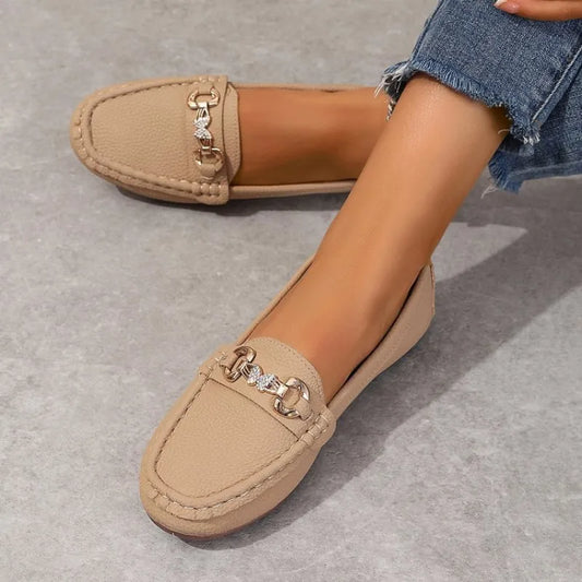 Moccasins for Women ⎜ Comfortable Leather Flats with Chain Detail and Elegant Slip - on Shape