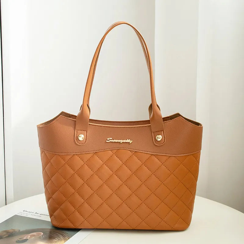 Quilted Handbag for Women ⎜ Versatile Shoulder Bag for Shopping and Everyday Use