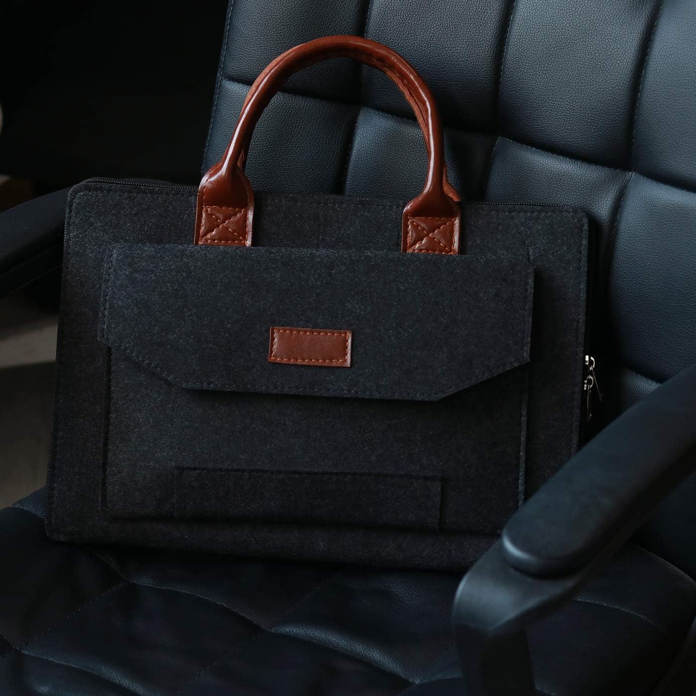 Felt Laptop Bag for Men ⎜ Protective Shoulder Bag with Practical Front Pocket and Carrying Handles