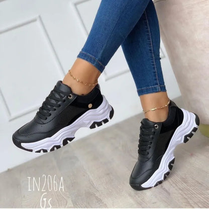 Women's Platform Trainers ⎜ Comfortable Shoes with a Classic Design and Fashionable Sole for Everyday Wear