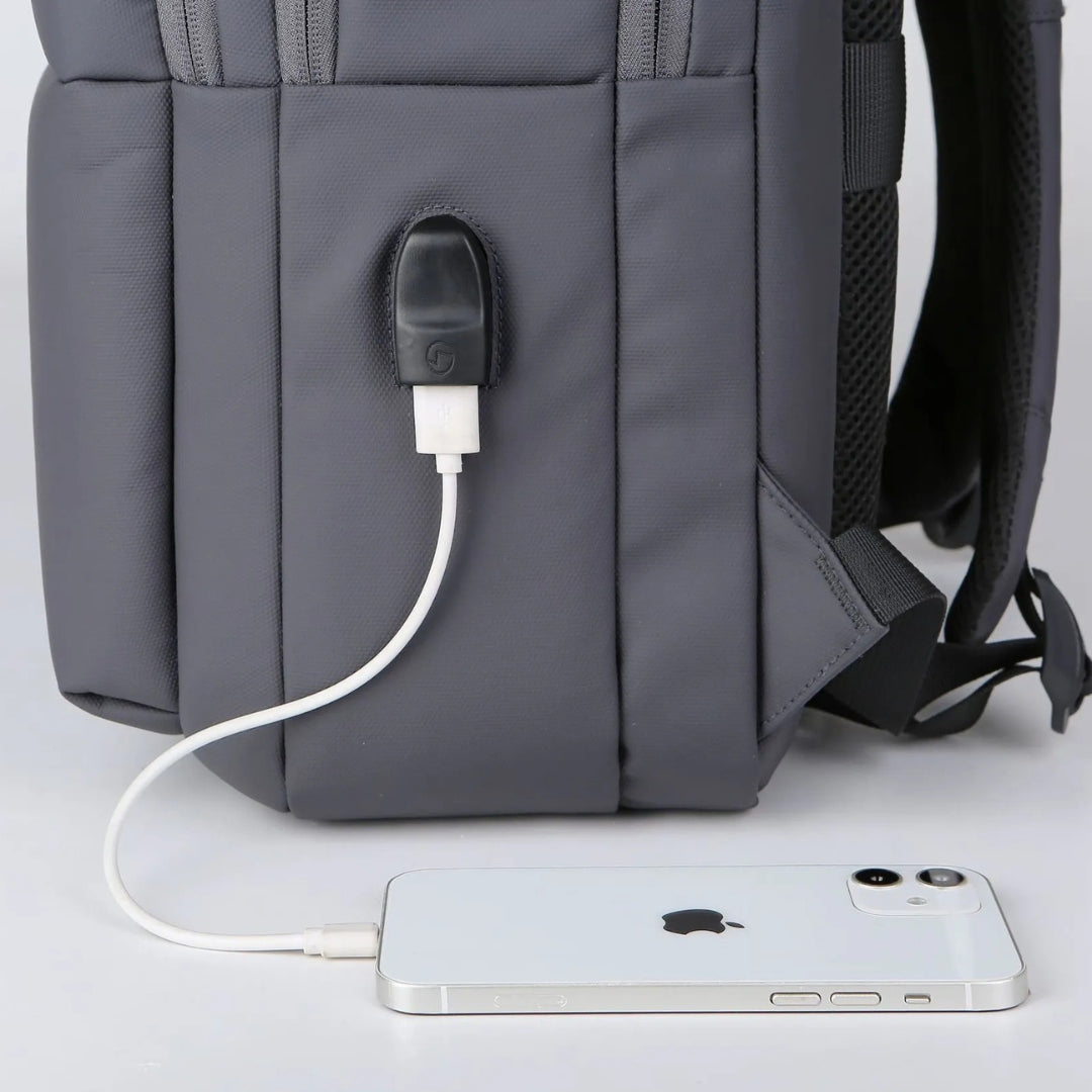 Business Backpack ⎜ Laptop Carrier with Practical Storage Space