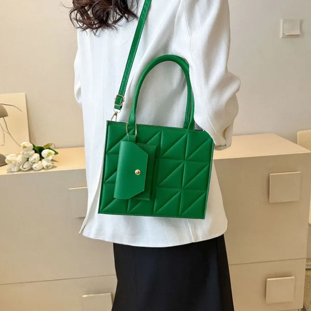 Fashionable Handbag with Square Embossing ⎜ Stylish Shoulder Bag with Practical Card Holder