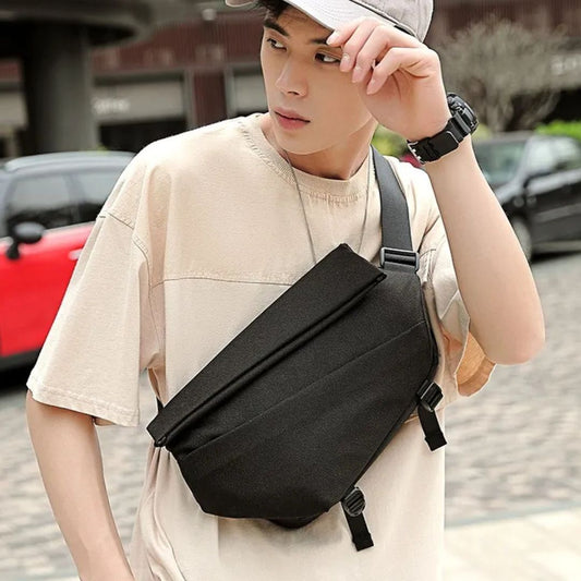 Multifunctional Shoulder Bag for Men ⎜ Sporty Chest Bag for Everyday Use and Fitness