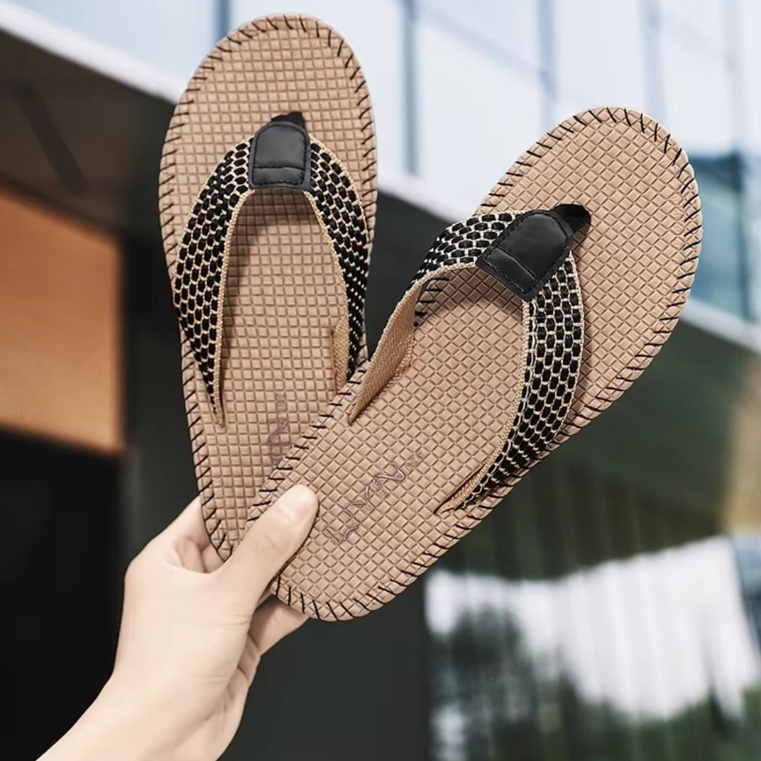 Men's Toe Separators for Summer ⎜ Comfortable Beach Sandals with Non - Slip Sole and Mesh Design