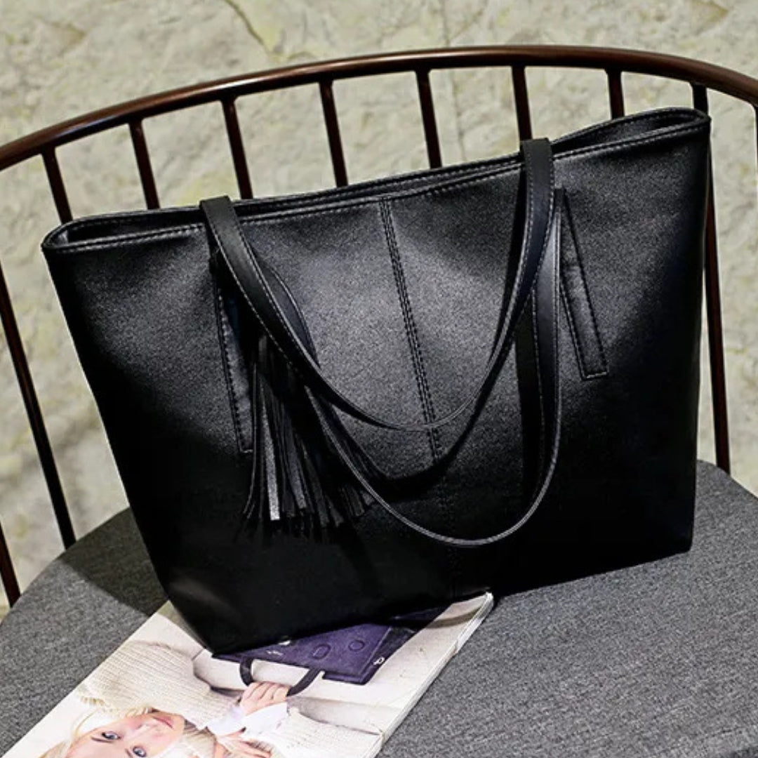 Leather Bag for Women ⎜ Spacious Tote Bag with Tassel Details