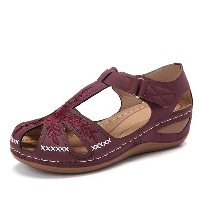 Women's Casual Sandals ⎜ Non - Slip with Soft , Lightweight Sole and Retro Design for Everyday Wear & Leisure