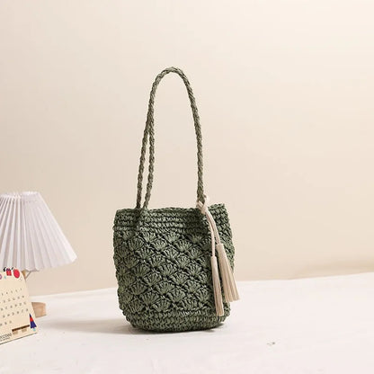 Strout Bag with Tassels ⎜ Fashionable Shoulder Bag with Fan Design for Everyday Use