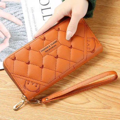 Women's Wallet in Long Format ⎜ Fashionable Wallet with Single Zip and Plenty of Storage Space
