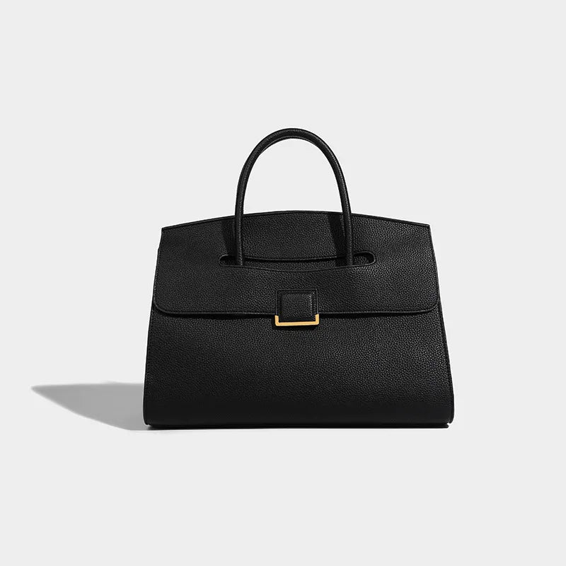 Elegant Shoulder Bag for Women ⎜ Large Handbag with a Practical Design and Elegant Fastening