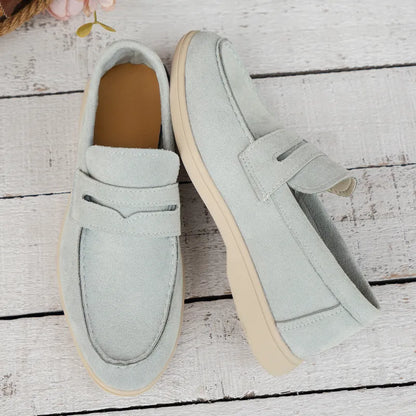 Slip - on Trainers for Women ⎜ Comfortable Retro - Style Shoes with a Fashionable Design for Everyday Wear and Comfort