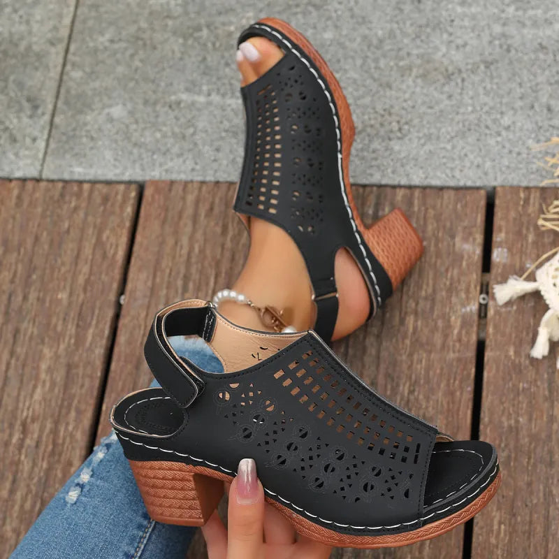 Women's Sandals with a Block Heel ⎜ Comfortable Retro - Style Summer Shoes with Cut - Outs and an Open Toe