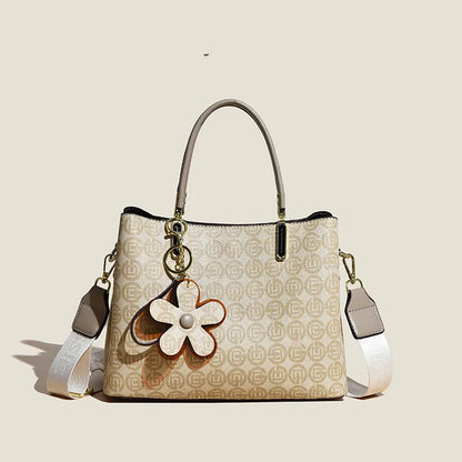 Spacious Crossbody Bag for Women ⎜ Stylish Handbag with Flower Pendant and Adjustable Shoulder Strap