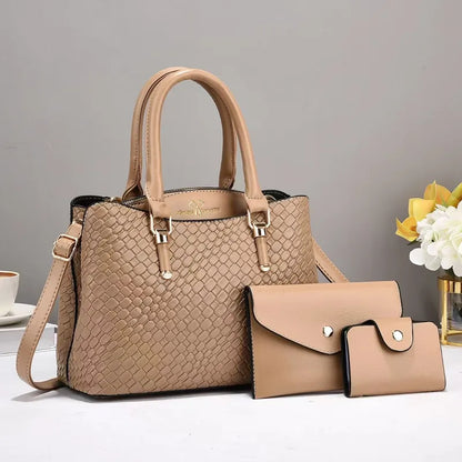 Woven Three - Piece Set ⎜ Stylish Handbag with Large Capacity and Practical Accessories
