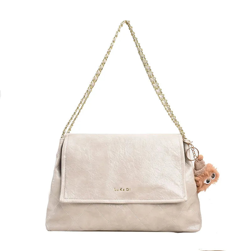 Retro Handbag for Women ⎜ Spacious Design with Chain Handle and Cute Pendant