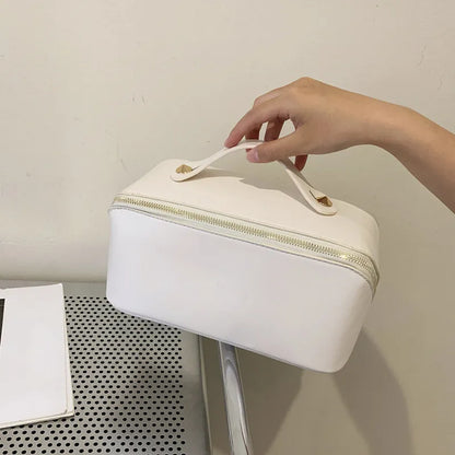 Cosmetics Bag for Women ⎜ Large Travel Bag with Carrying Handle and Practical Compartmentalisation