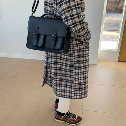 Briefcase for Men ⎜ Stylish Leather Shoulder Bag with Practical Compartments and Carrying Handle