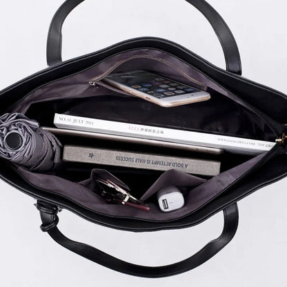 Leather Bag for Women ⎜ Spacious Tote Bag with Tassel Details