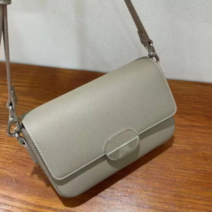 Shoulder Bag for Women ⎜ Elegant Faux Leather Handbag with Clasp