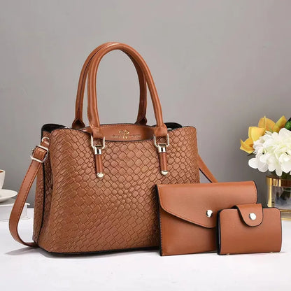 Woven Three - Piece Set ⎜ Stylish Handbag with Large Capacity and Practical Accessories