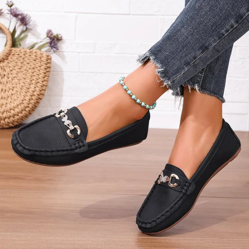 Moccasins for Women ⎜ Comfortable Leather Flats with Chain Detail and Elegant Slip - on Shape