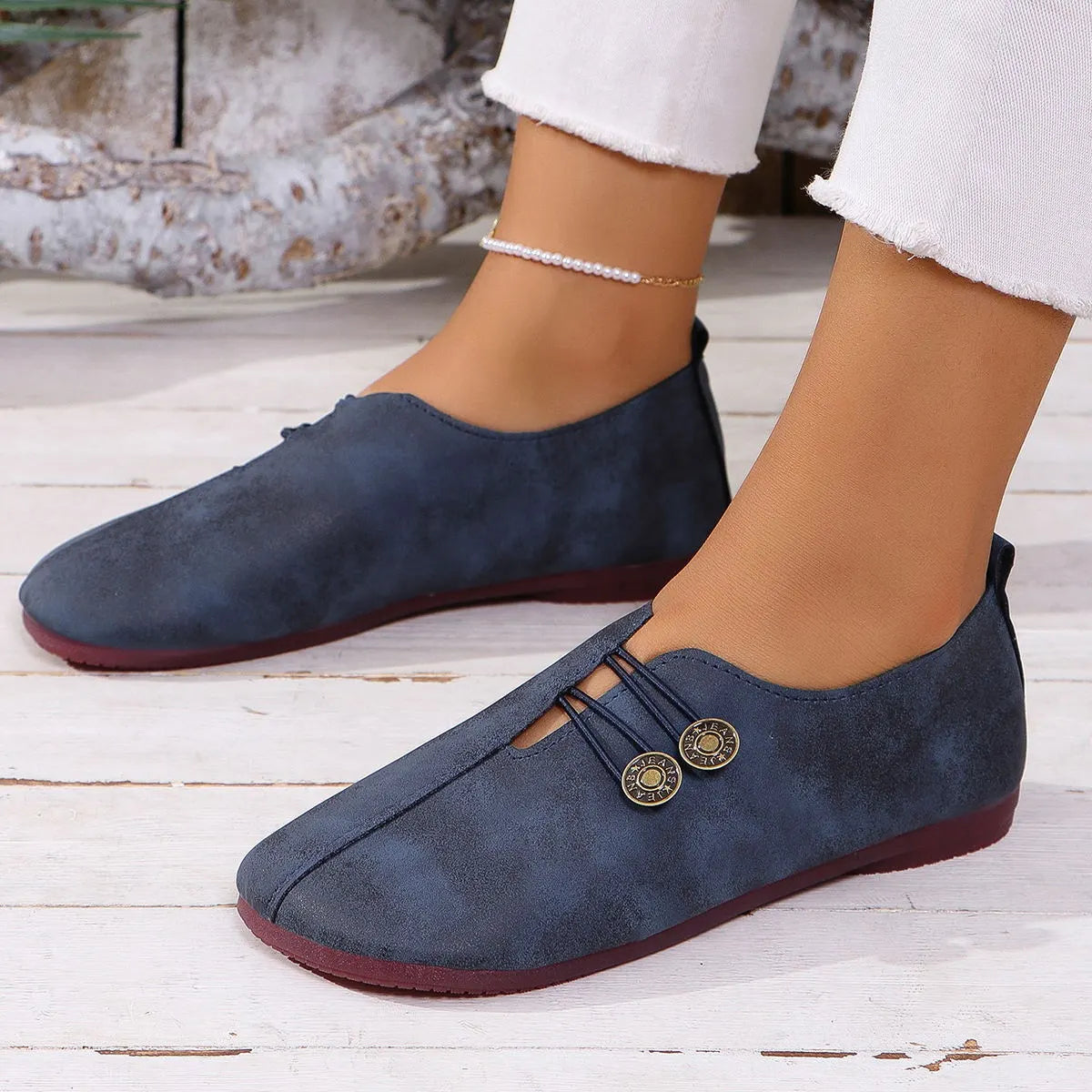 Slippers for Women ⎜ Comfortable Flats with Decorative Buttons and Classic Design