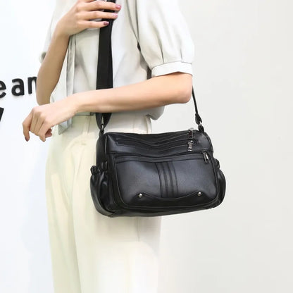 Fashionable Shoulder Bag for Women ⎜ Large Bag with Multiple Compartments and Practical Design