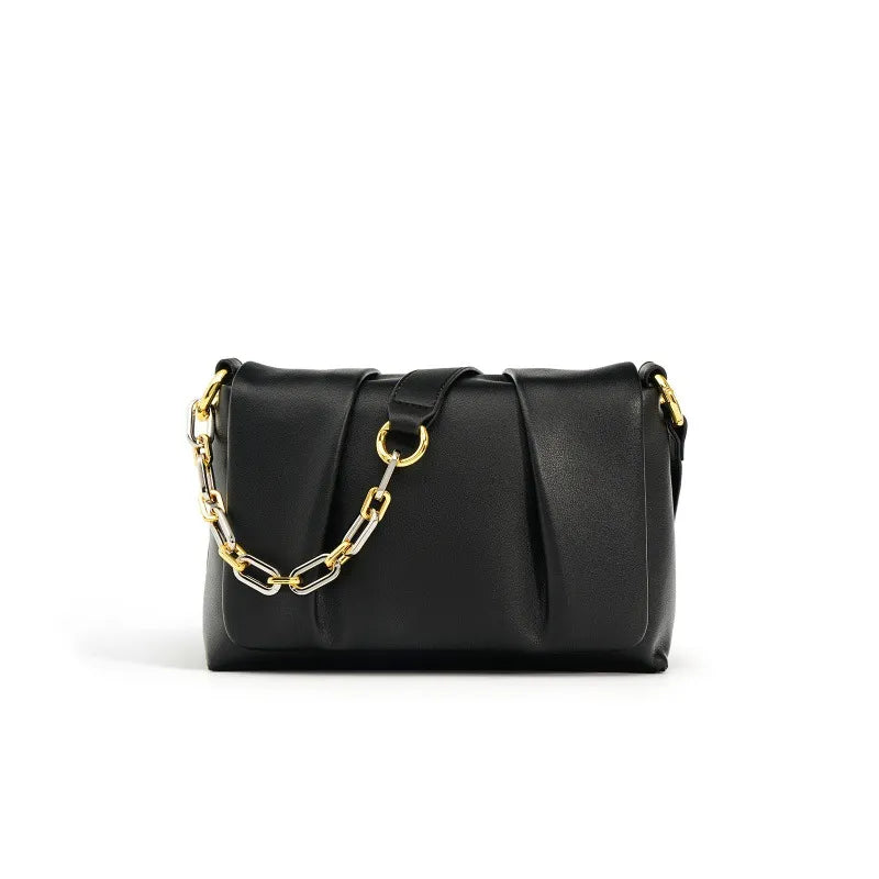 Shoulder Bag Made of Soft Material ⎜ Versatile and Stylish for Every Occasion