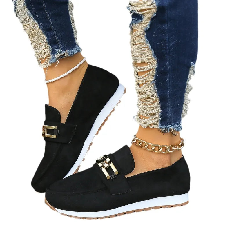 Platform Loafers for Women ⎜ Comfortable Shoes with Glitter Accent and Golden Chain for Style and Comfort