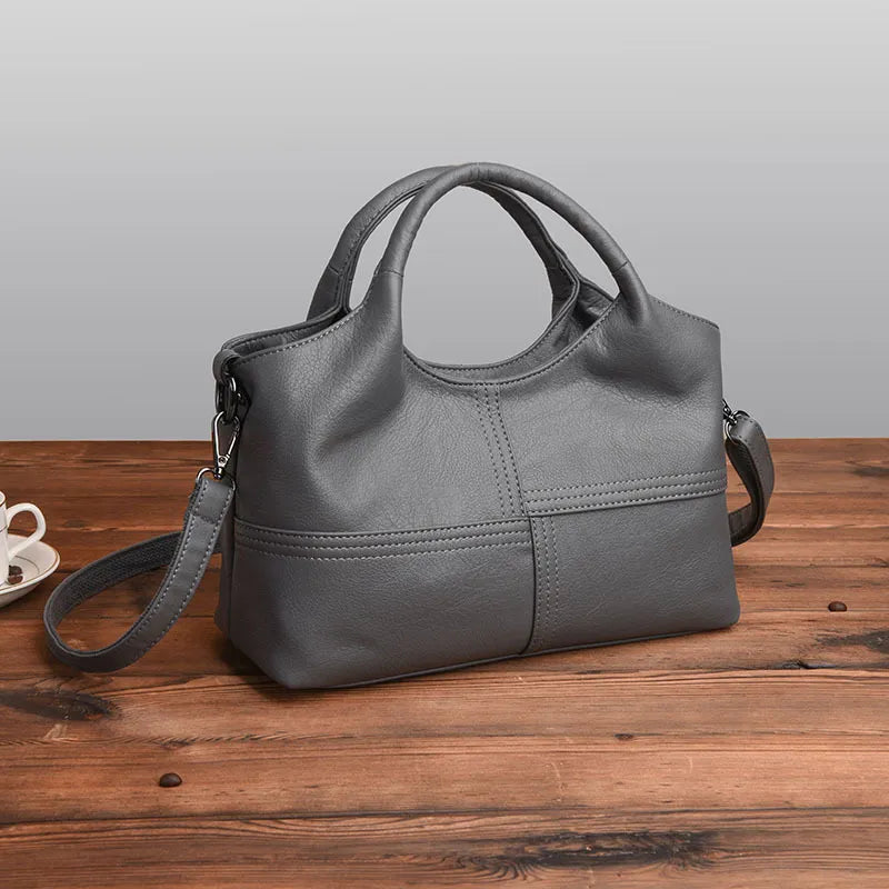 Leather Shoulder Bag for Women ⎜ Fashionable Bag with Large Capacity and Adjustable Shoulder Strap