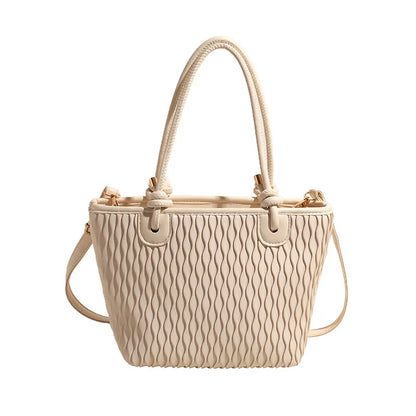 Fashionable Shoulder Bag for Women ⎜ Simple Bag with Structured Design and Adjustable Strap