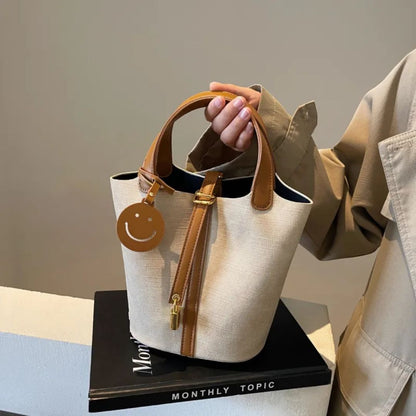 Retro Handbag for Women ⎜ Fashionable Bag with Smiley Tag and Adjustable Shoulder Strap