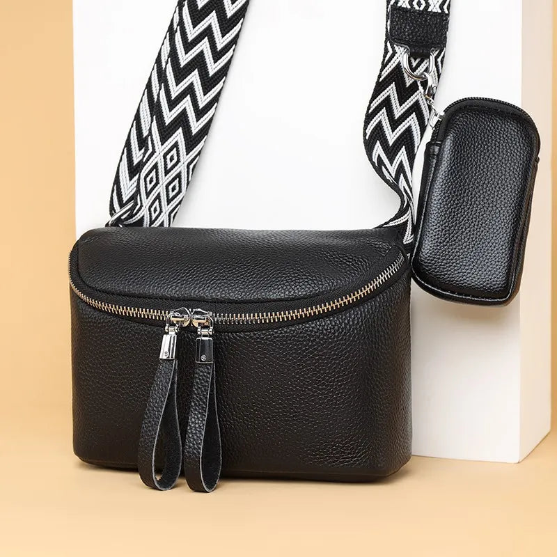 Leather Shoulder Bag ⎜ Practical Design with Adjustable Shoulder Strap and Pouch