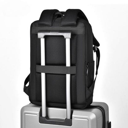 Business Backpack for Men ⎜ Modern and Elegant Backpack for Work and Travelling