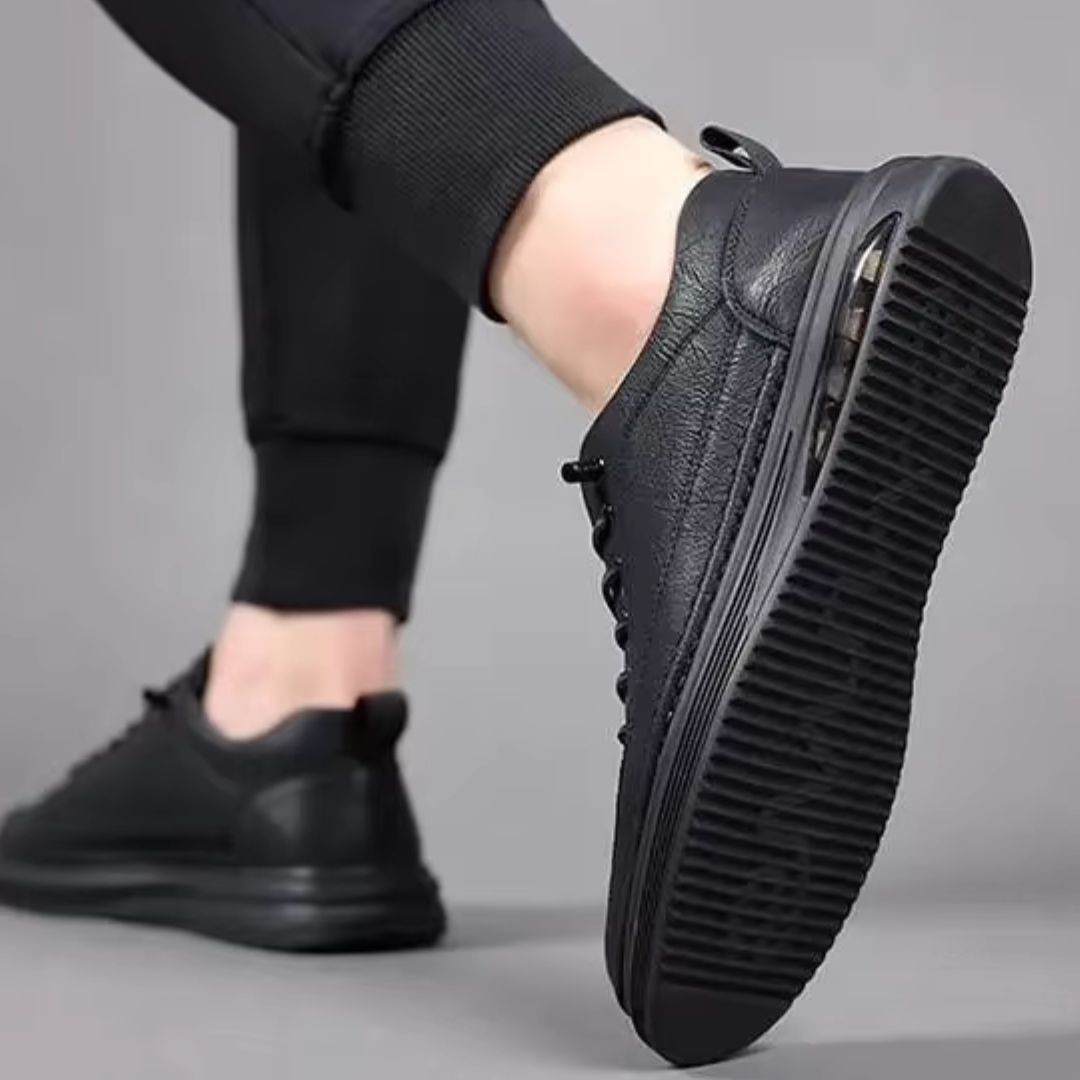 Men's Sneakers ⎜ Comfortable Sports and Leisure Shoes Made From Leather with a Cushioned Sole