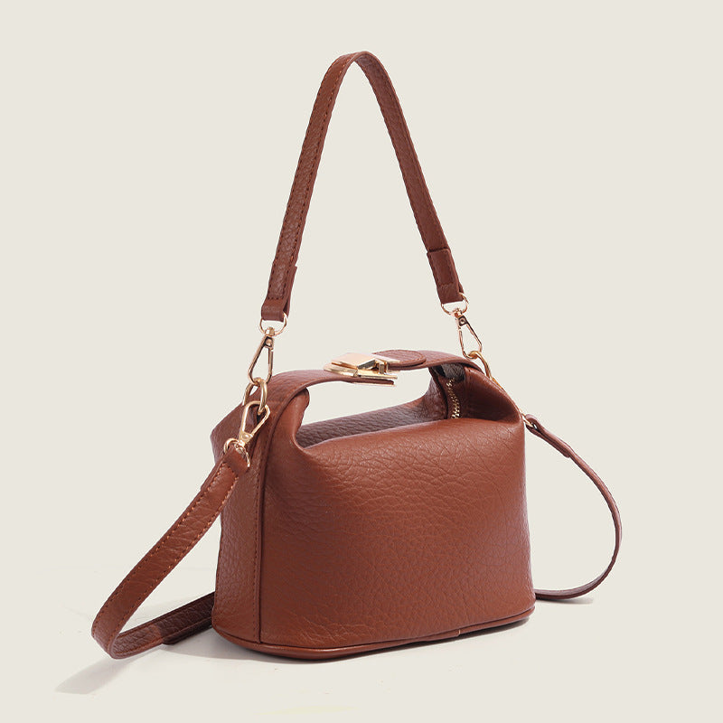Small Handbag for Women ⎜ Elegant Leather Shoulder Bag with Adjustable Shoulder Strap