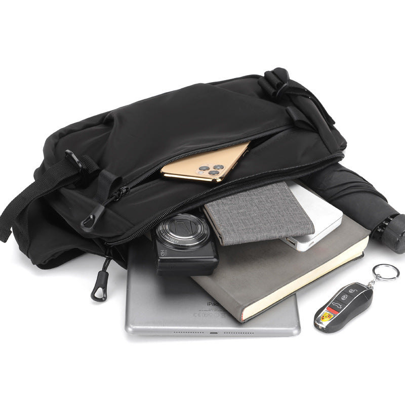 Multifunctional Shoulder Bag ⎜ Stylish Chest Bag for Everyday Use and Travelling with a Large Capacity