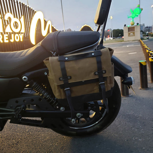 Canvas Motorbike Bag ⎜ Waterproof Retro Bag with Strap Fastening and Large Storage Space