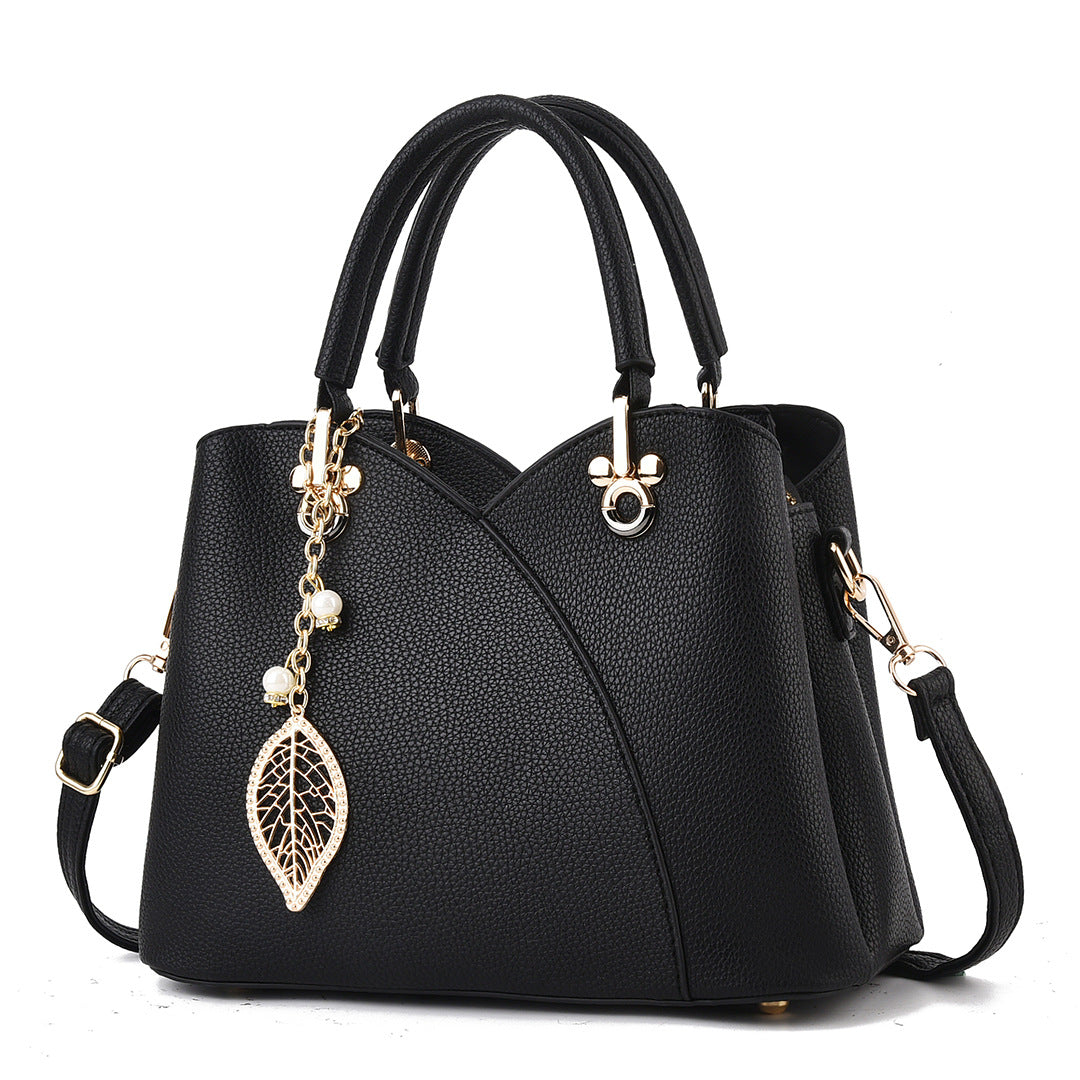 Elegant Handbag for Women ⎜ Stylish Shoulder Bag with Leaf Pendant and Practical Design