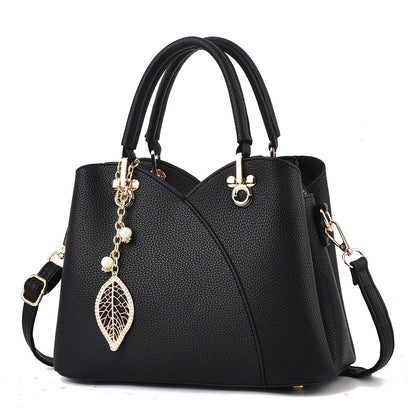Elegant Handbag for Women ⎜ Stylish Shoulder Bag with Leaf Pendant and Practical Design