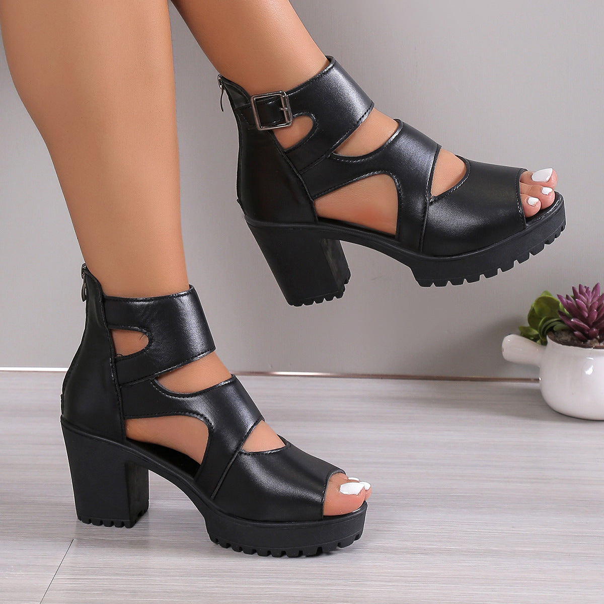 High Heel Sandals for Women ⎜ Fashionable Platform Shoes with Block Heel and Cut - Out Design for Party & Everyday Wear