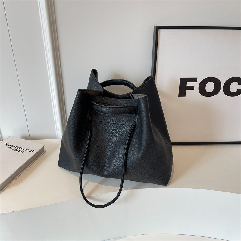 Women's Bag ⎜ Large  Practical Shoulder Bag for Everyday Use