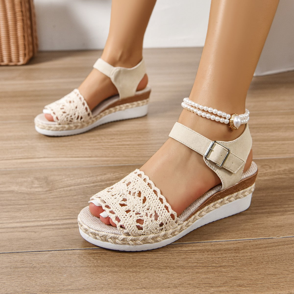 Women's Wedge Sandals with Straps ⎜ Comfortable Shoes with Buckle Fastening and Fashionable Design