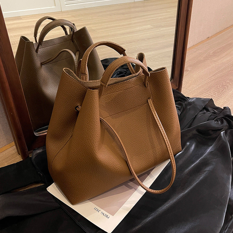 Women's Bag ⎜ Large  Practical Shoulder Bag for Everyday Use