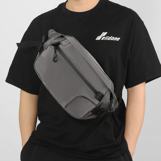 Multifunctional Shoulder Bag ⎜ Stylish Chest Bag for Everyday Use and Travelling with a Large Capacity