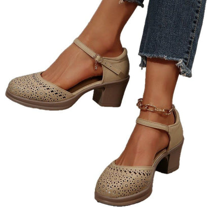 Women's Pumps with Block Heel ⎜ Comfortable Shoes with Buckle Straps and Airy Cut - Outs